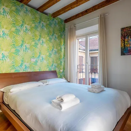 Apartament Amazing Penthouse Porta Venezia By Easylife